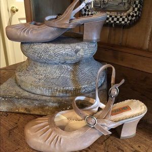 Great pair of shoes!